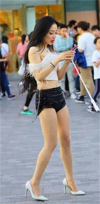 诸葛大力开局成了我老婆