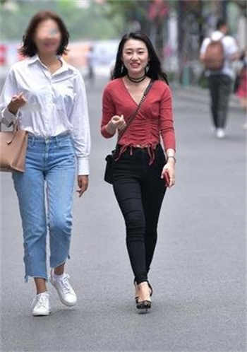 神秘电影麻将馆小妹