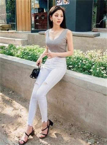 被妖怪叼走的小说仙