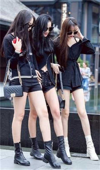 一家女人都怀了我的孩子