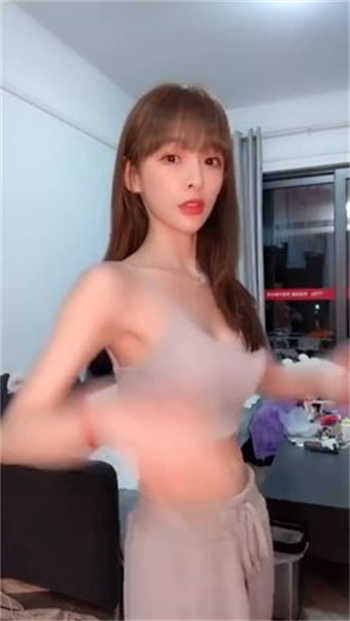 闺蜜成为我的马桶小说