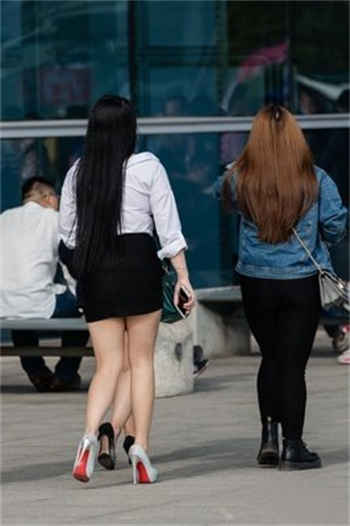 打扑克20种姿势