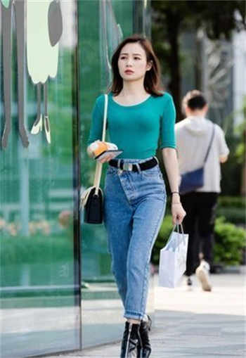 娇妻出轨日记阿闯与小婉