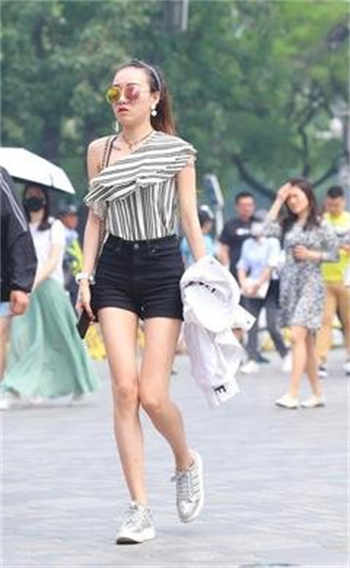 希尔薇游戏下载中文版