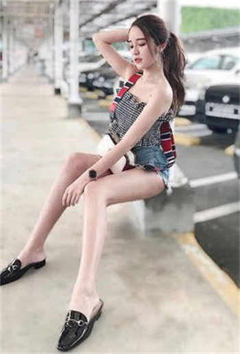 穿连衣裙做b超尴尬了