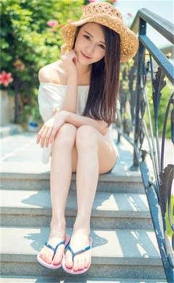 女子被砍成两半