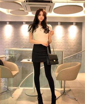 送披萨的外卖女动漫