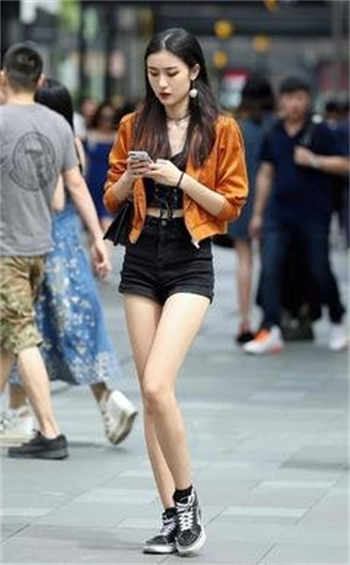 漂亮的家教3倨