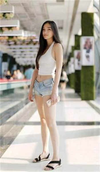 为她钟情清蒸蜜糖