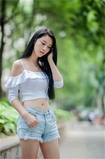 萌白酱金丝旗袍学生装