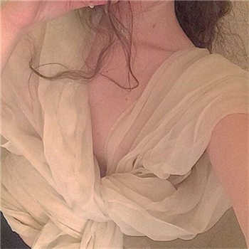 关于云的唯美句子简短